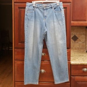 Liz Claiborne light blue straight leg denim jeans